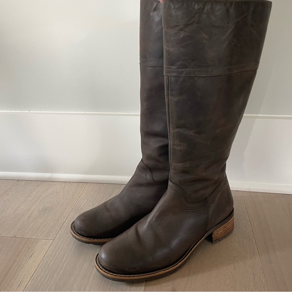 Duo Boots Wide Calf Tall Brown Leather Boots - Picture 2 of 9
